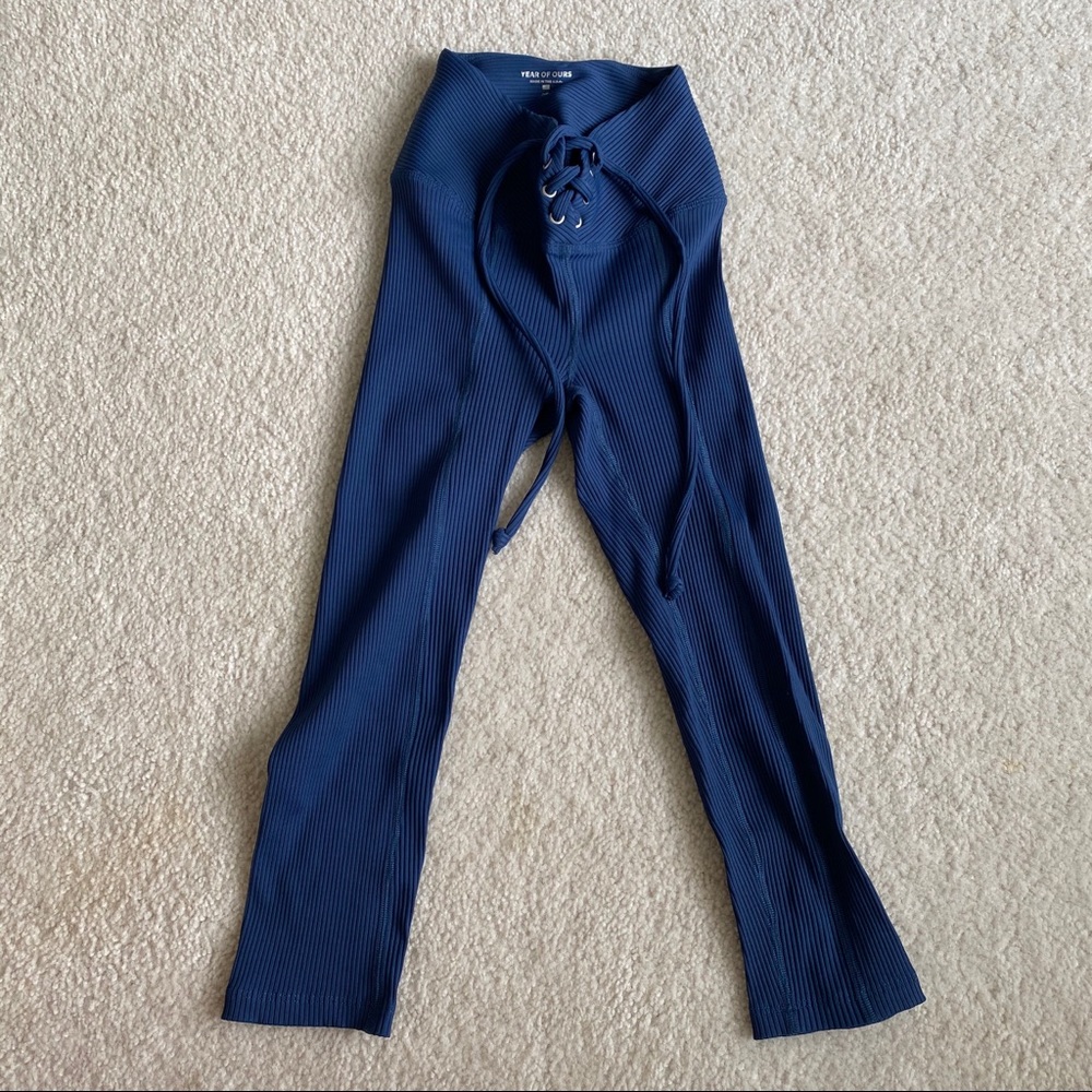 Year of Ours football style yoga leggings